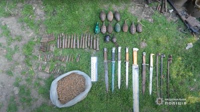 Вибухівку та набої вилучили поліцейські в жителя Тернопільщини