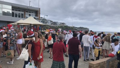 Австралія збирається депортувати сотні британських туристів через коронавірусні вечірки на пляжах Австралія збирається депортувати сотні британських туристів через коронавірусні вечірки на пляжах