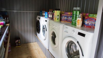 Мобільний лазне-пральний комплекс передали із Закарпаття в один з батальйонів ЗСУ Мобільний лазне-пральний комплекс передали із Закарпаття в один з батальйонів ЗСУ