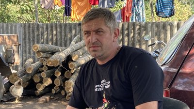 Малює загиблих батьків та хоче стати балериною. Історія Поліни, яка вижила під час розстрілу РФ колони під Куп'янськом Малює загиблих батьків та хоче стати балериною. Історія Поліни, яка вижила під час розстрілу РФ колони під Куп'янськом