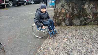 В Ужгороді тільки дві комунальні будівлі є інклюзивними, — Сухотін