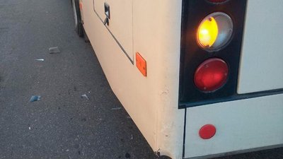 Вісімнадцятирічний водій втік з місця аварії у Кропивницькому Вісімнадцятирічний водій втік з місця аварії у Кропивницькому