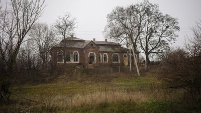Школа в Христанівці, український модерн Школа в Христанівці, український модерн