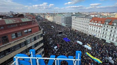 "Будь ласка, тримайтеся!" — сумчанка з мітингу на підтримку України в Берліні "Будь ласка, тримайтеся!" — сумчанка з мітингу на підтримку України в Берліні
