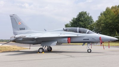 Легкий бойовий літак FA-50 польських ВПС