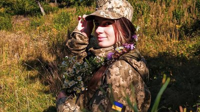 "Служба в ЗСУ — це боротися за свободу України" — військова медикиня Юлія Мицканюк з Франківщини