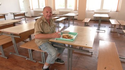 У Рівному запрацювала ще одна соціальна їдальня. Як там годують