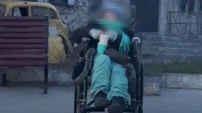 Літня жінка, яку примушували до жебракування на вулицях Одеси