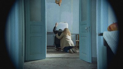 Короткометражний фільм "В її обіймах" 