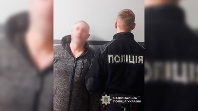 Підірвав навчальну гранату біля квартири 82-річної сусідки
