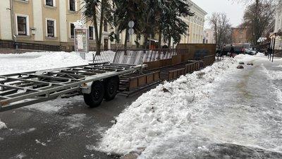 Конструкції для монтажу атракціонів