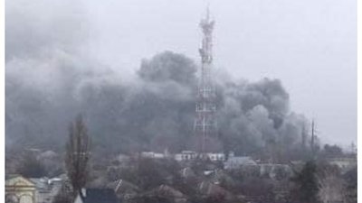 Російські окупанти обстріляли Лисичанськ та Сєвєродонецьк, фото: ДСНС Російські окупанти обстріляли Лисичанськ та Сєвєродонецьк, фото: ДСНС