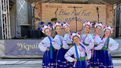 "Мамалига VS Банош". На Вінниччині проходить Етно Food Fest "Мамалига VS Банош". На Вінниччині проходить Етно Food Fest