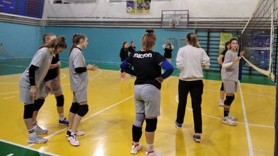 Чотири спортсменки з Тернопільщини гратимуть за молодіжну збірну України з волейболу