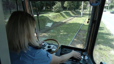 У Вінниці курсують швейцарські трамваї Tram2000: що відомо У Вінниці курсують швейцарські трамваї Tram2000: що відомо