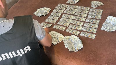 Оріхівські лікарі крали гроші