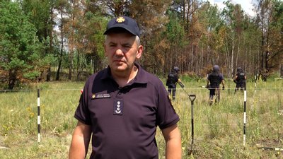 Розміновують околиці села – рятувальники Житомирщини планують обстежити 12 гектарів територій Розміновують околиці села – рятувальники Житомирщини планують обстежити 12 гектарів територій