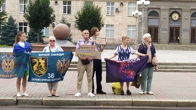 Захід, приурочений роковинам теракту в Оленівці Захід, приурочений роковинам теракту в Оленівці