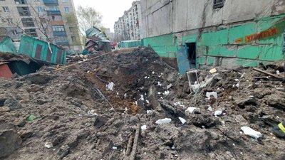 Окупанти обстріляли Лисичанськ з важкого озброєння, одна людина загинула