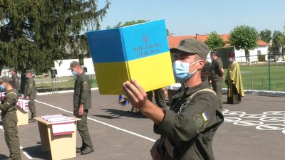 Миколаївські строковики-нацгвардійці склали присягу Миколаївські строковики-нацгвардійці склали присягу