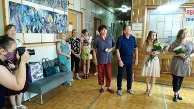 "Мовою художника": у центрі служби крові відкрилась виставка викладачок херсонського вишу "Мовою художника": у центрі служби крові відкрилась виставка викладачок херсонського вишу
