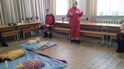 На Львівщині медики провели школярам майстерклас із домедичної допомоги На Львівщині медики провели школярам майстерклас із домедичної допомоги