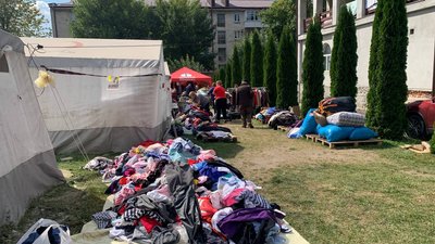 У Тернополі переселенців з Харкова залучили до благодійних проєктів У Тернополі переселенців з Харкова залучили до благодійних проєктів