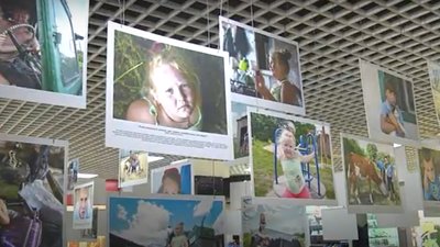 У Маріуполі показали світлини дітей, які живуть на лінії розмежування