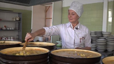 Як віддячують за отриману допомогу переселенці Як віддячують за отриману допомогу переселенці