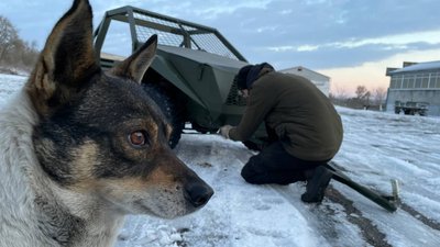 Поїде під Авдіївку. Миколаївські автомайстри відправили на фронт 35-й переобладнаний автомобіль Поїде під Авдіївку. Миколаївські автомайстри відправили на фронт 35-й переобладнаний автомобіль