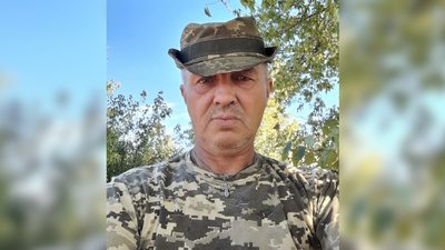 На Чернігівщині в останню путь провели п'ятьох військових ЗСУ, що полягли в боях На Чернігівщині в останню путь провели п'ятьох військових ЗСУ, що полягли в боях