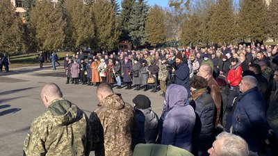 У Рівному вшанували воїнів-афганців У Рівному вшанували воїнів-афганців