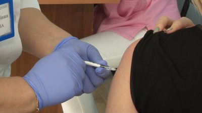 У Черкасах вакцинували працівників дитячих садочків У Черкасах вакцинували працівників дитячих садочків