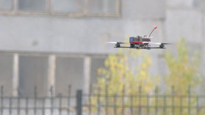 Школа пілотування дронів у Черкасах навчає військових та цивільних Школа пілотування дронів у Черкасах навчає військових та цивільних
