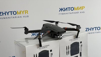 Житомирські волонтери передали воїнам-десантникам 35 дронів і тепловізори Житомирські волонтери передали воїнам-десантникам 35 дронів і тепловізори