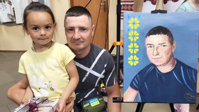 У Ковелі діти створили серію портретів ветеранів війни У Ковелі діти створили серію портретів ветеранів війни