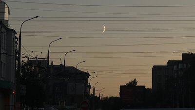 Молодий місяць у вересні