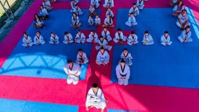 Прикарпатські тхеквондисти ініціювали патріотично-спортивний рекорд Прикарпатські тхеквондисти ініціювали патріотично-спортивний рекорд