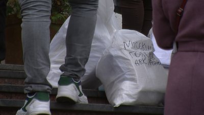 Під Луцькою ТВК черга: обробили половину протоколів