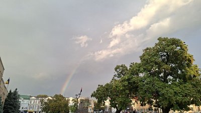 Погода, природа, площа