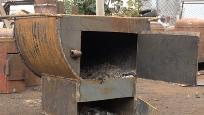 100 буржуйок за сім тижнів. Як волонтери "Безпеки Богородчан" майструють обігрівачі для воїнів 100 буржуйок за сім тижнів. Як волонтери "Безпеки Богородчан" майструють обігрівачі для воїнів