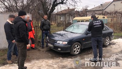 Закарпатські поліцейські затримали підозрюваного у вимаганні грошей Закарпатські поліцейські затримали підозрюваного у вимаганні грошей