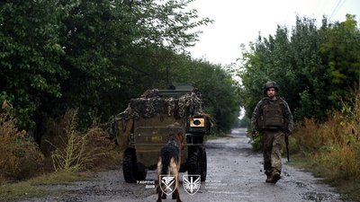147 окрема артилерійська бригада 7 корпусу ДШВ боронить Покровський напрямок