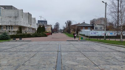 Краєзнавчий музей поблизу площі Слави в Черкасах Краєзнавчий музей поблизу площі Слави в Черкасах