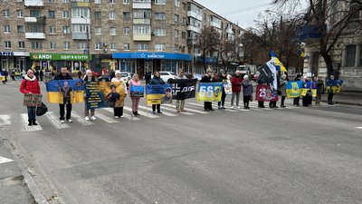 У Кременчуці відбулася акції на підтримку військовополонених та зниклих безвісти
