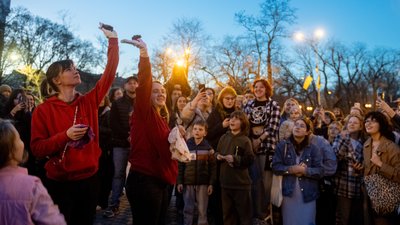 Випуск кажанів у природне середовище