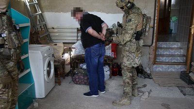У Вінниці розкрадали склади ЗСУ і продавали комплектуючі до бойових вертольотів