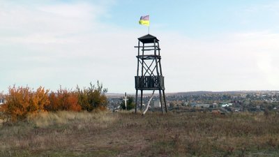 Як у Сватовому будували козацьку вежу