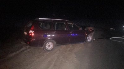 На Херсонщині загорівся автомобілів після зіткнення На Херсонщині загорівся автомобілів після зіткнення