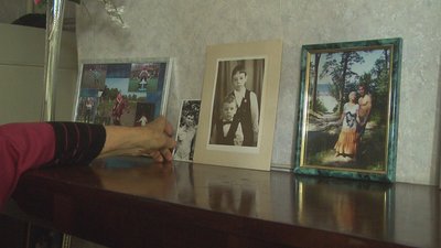 "Андрійко вже в Україні": історія бабусі з Вінниччини, яка дочекалась онука з "Азовсталі" "Андрійко вже в Україні": історія бабусі з Вінниччини, яка дочекалась онука з "Азовсталі"
